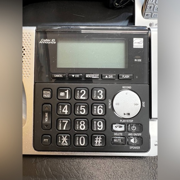 AT&T CL83464 DECT 6.0 Cordless Call ID Announce Phone System w/ 3 Handsets - Picture 9 of 14